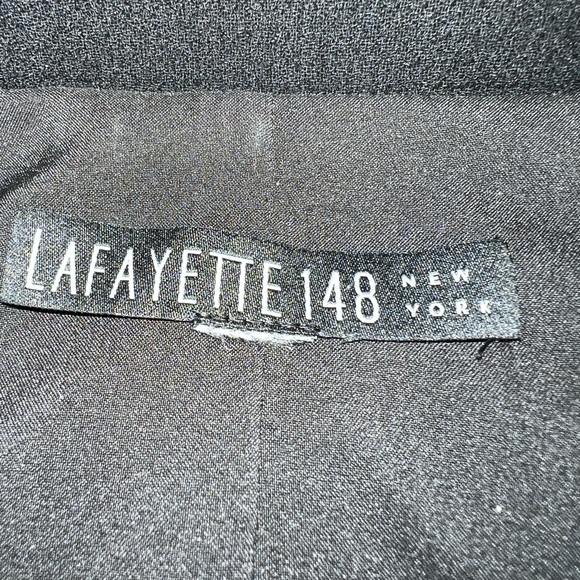 Lafayette 148 New York Wonen’s Black Ruched Waist Blazer. Size 12 - Picture 2 of 9